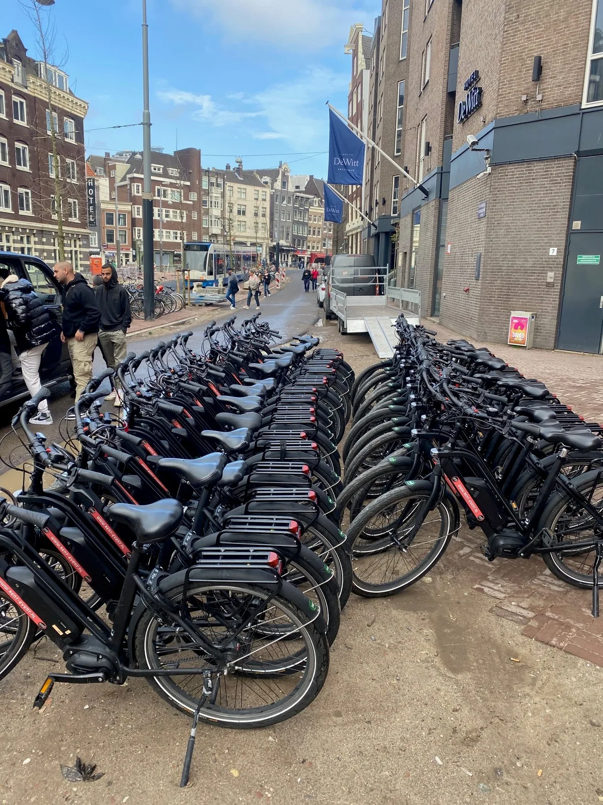 Centrum Amsterdam elektrische fietsen huren — E-Choppershuren.nl