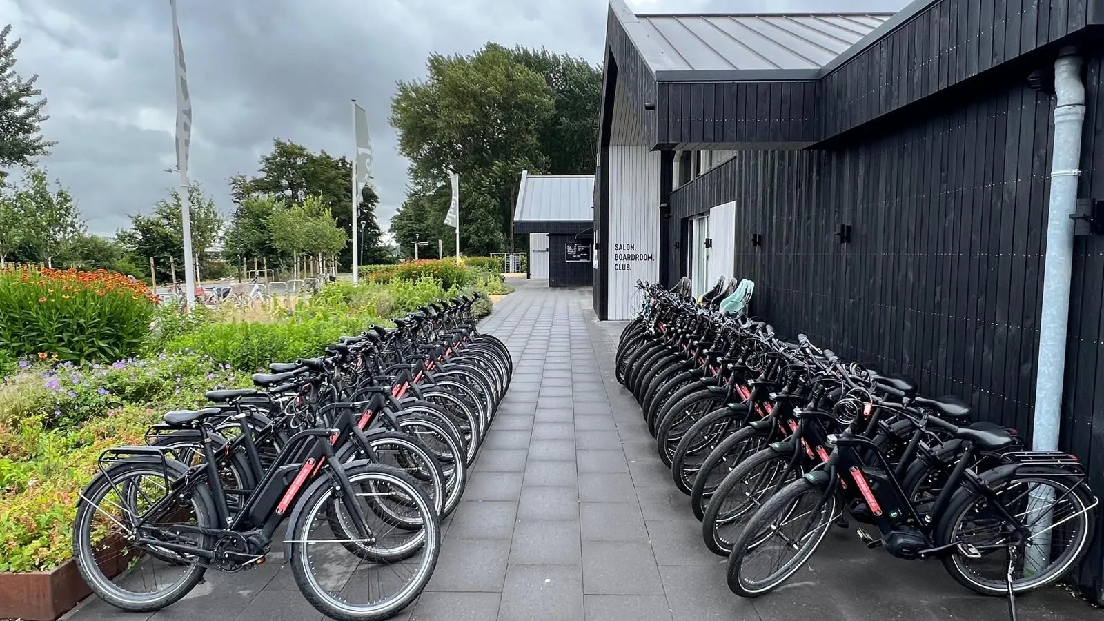 Wij leveren elektrische fietsen door heel Nederland — E-Choppershuren.nl