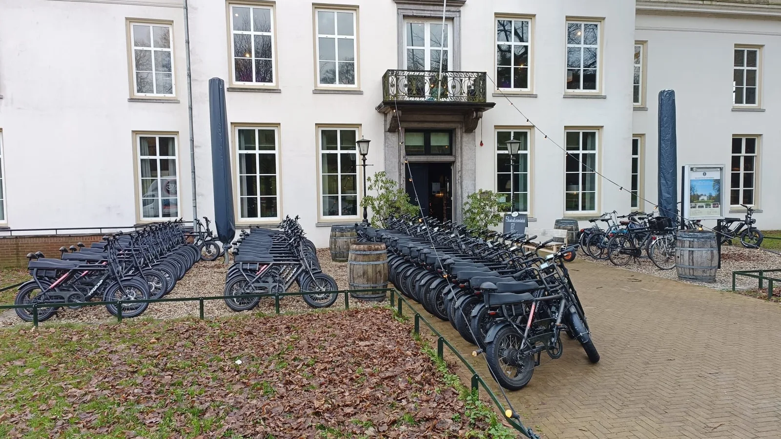 Fatbikes huren op locatie — E-Choppershuren.nl