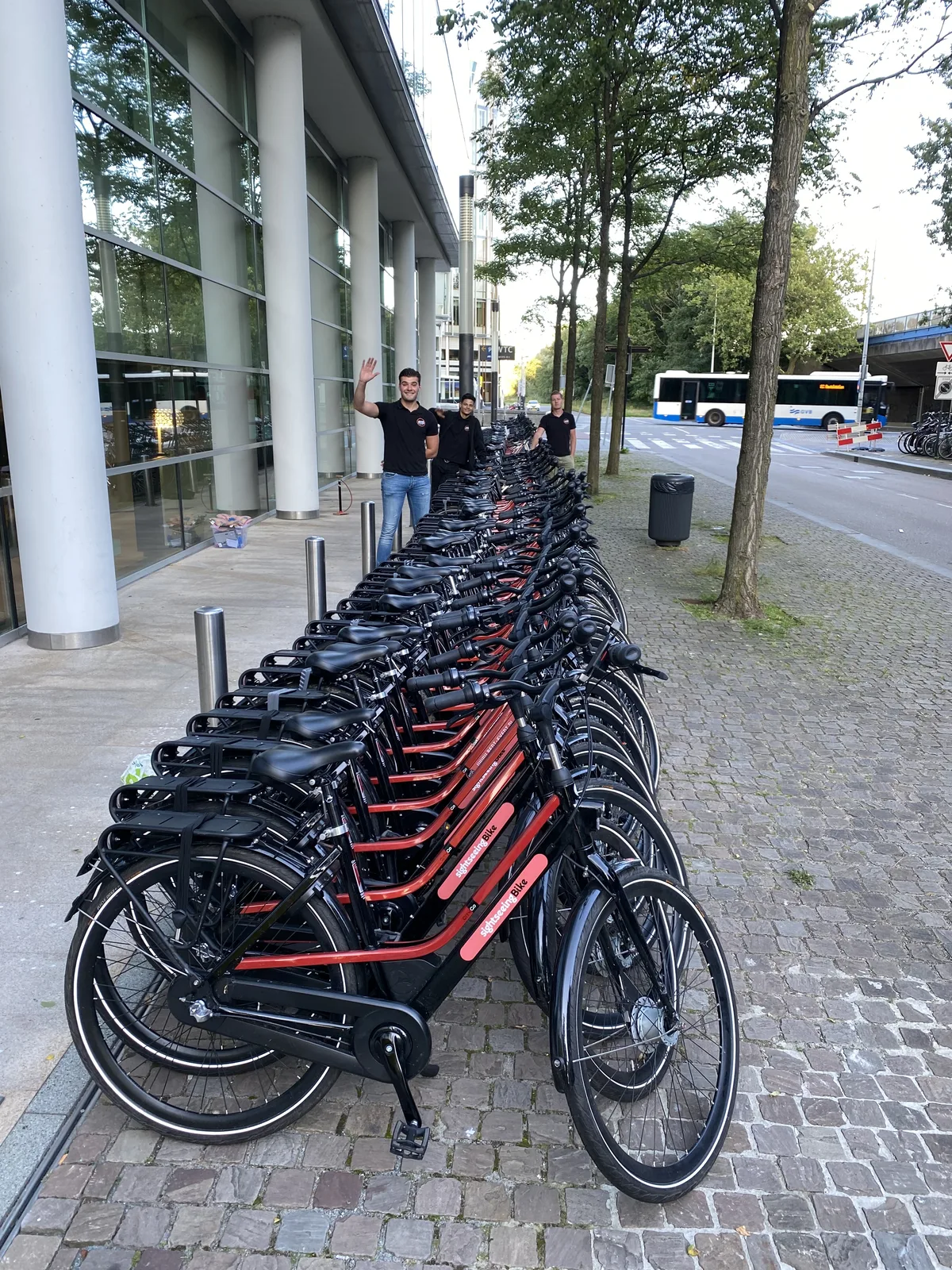 Stadsfietsen huren in Utrecht voor grote groepen — E-Choppershuren.nl